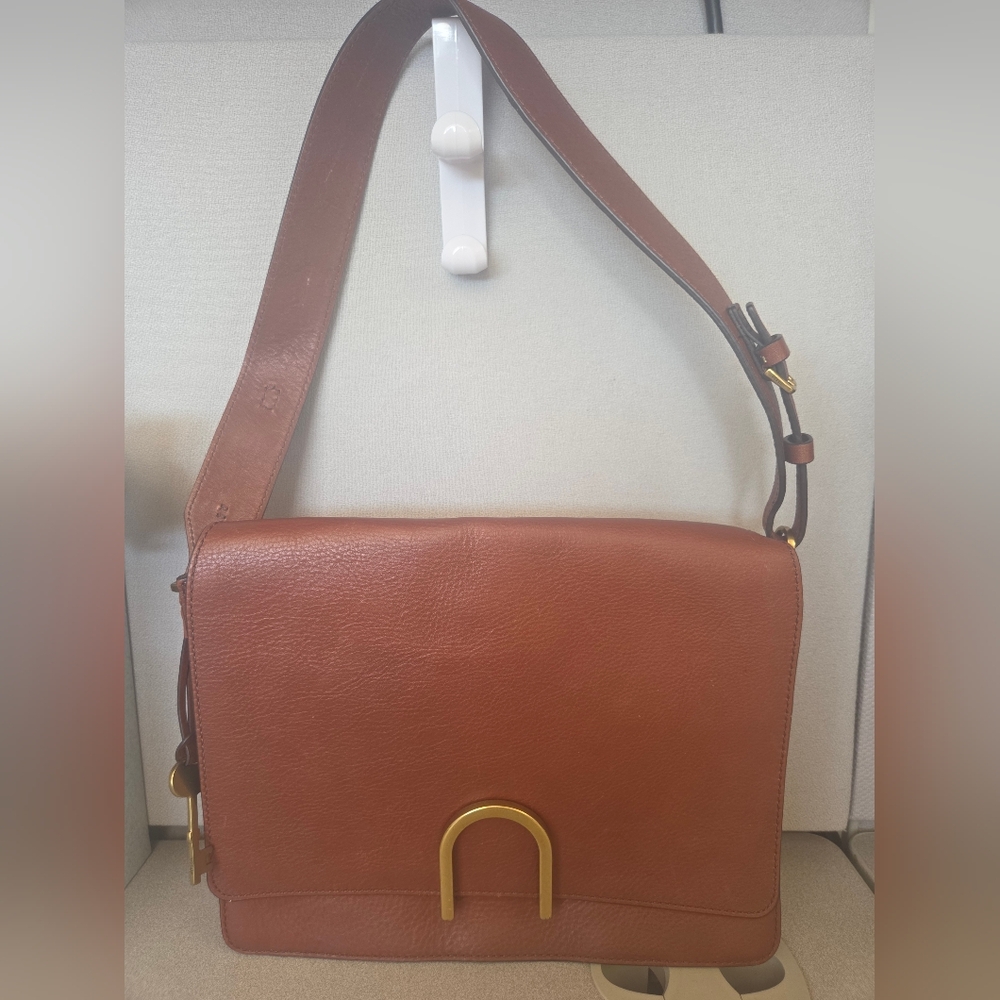 Fossil Finley Shoulder Bag  Leather  Cognac Brown Gold Hardware EUC Clean